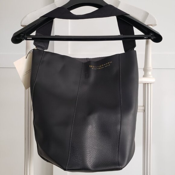 BNWT Donna Karan Cashmere Mist Large Bucket Tote T Chain Close (OS) - Picture 4 of 6